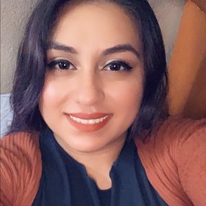 Meet your Posher, Rocio